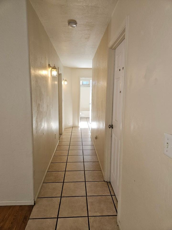 106 Cedar Ridge Terrace - Photo 6 of 22