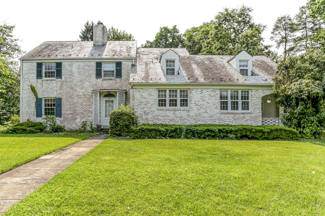 384 N 26th St - Photo 3 of 39