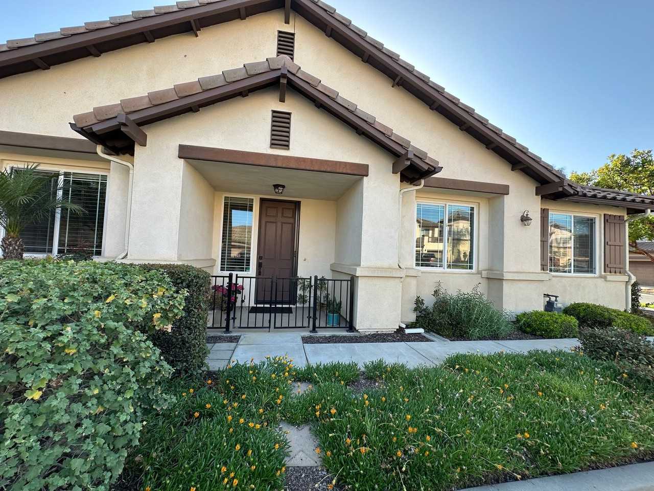 1756 Bilbao Dr - Photo 3 of 20