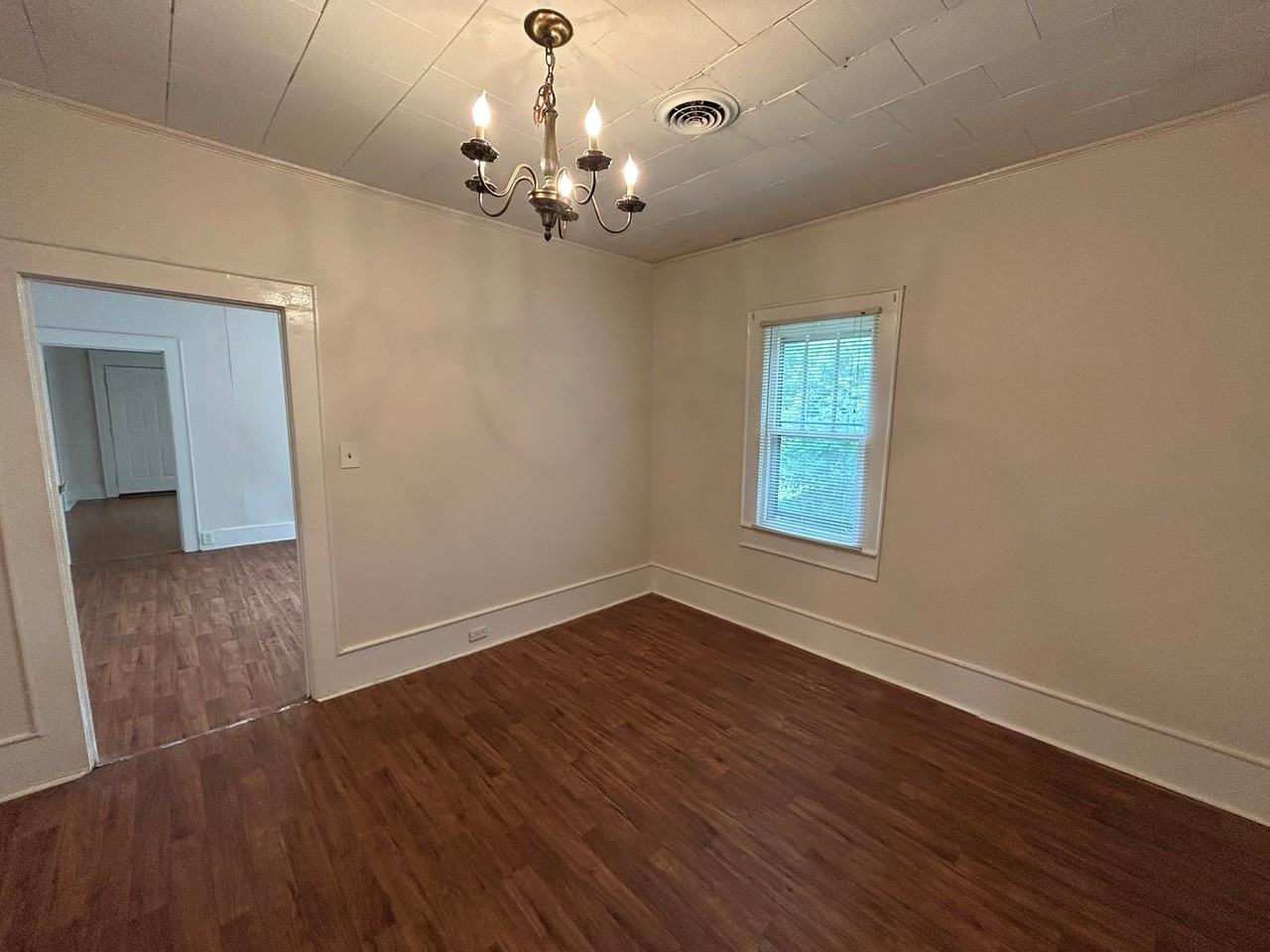 1104 S Petty St - Photo 2 of 12