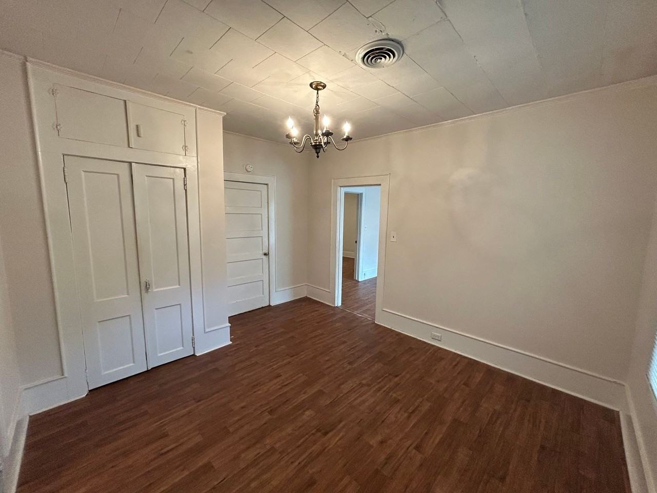 1104 S Petty St - Photo 4 of 12