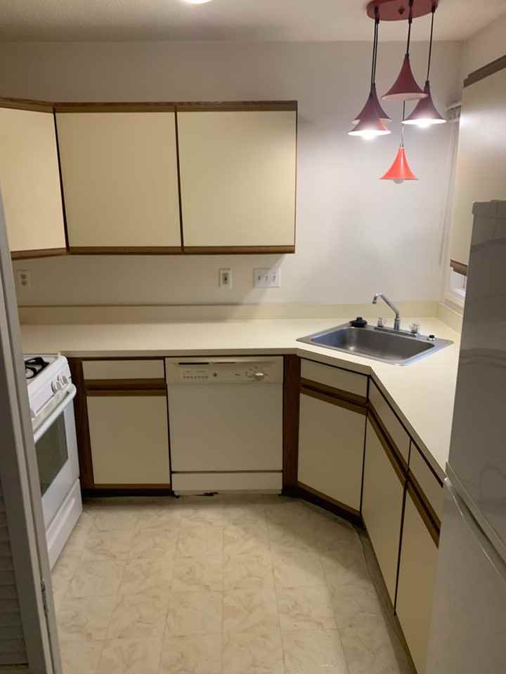 65 Elvree St - Photo 5 of 13