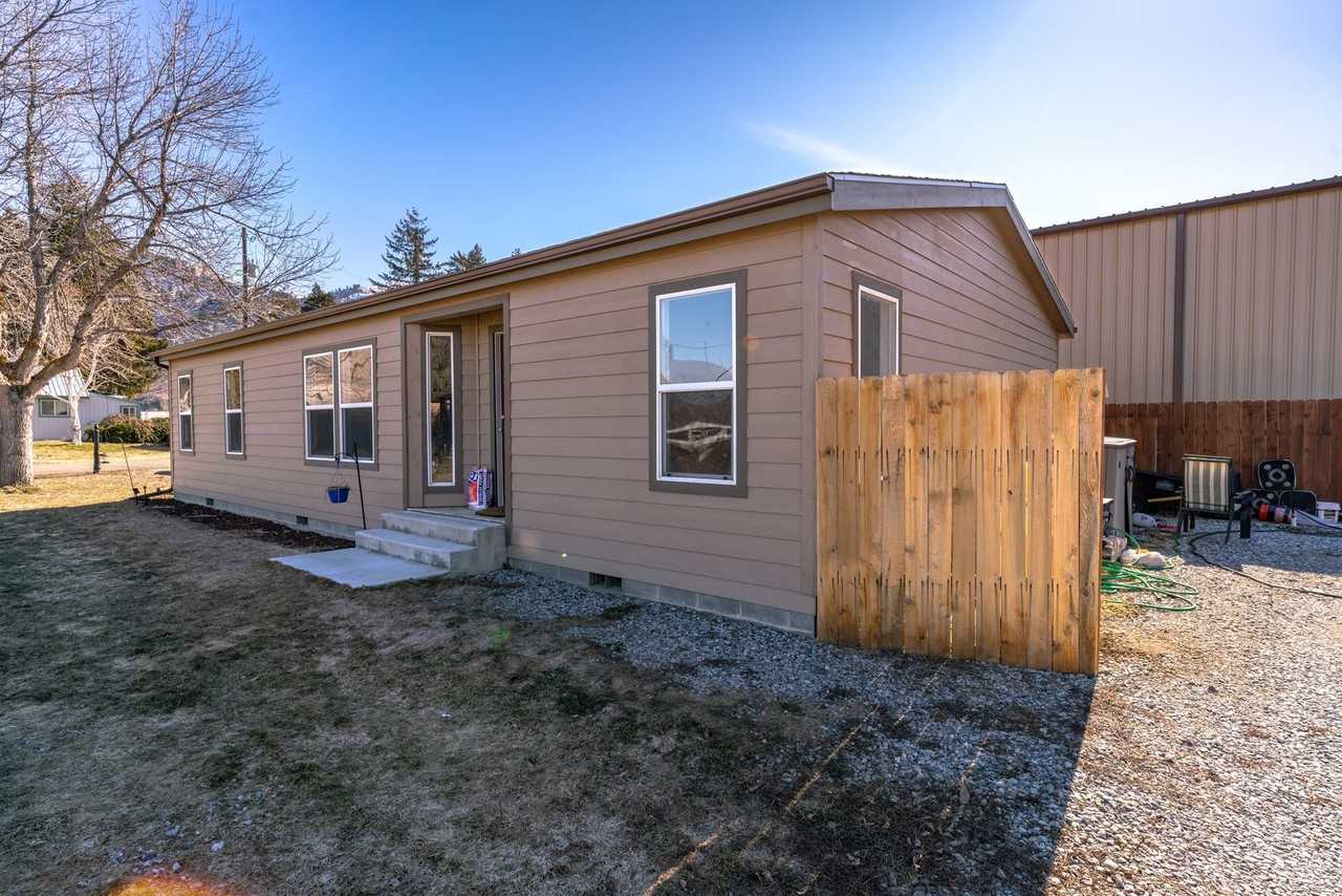 14630 King St - Photo 2 of 17