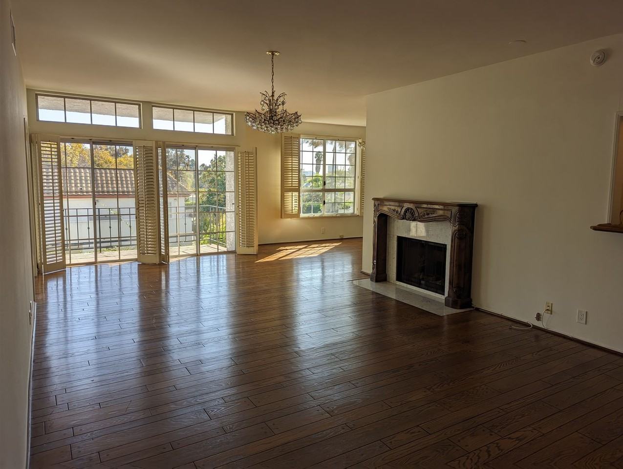 100 N Wetherly Dr #3D - Photo 7 of 32