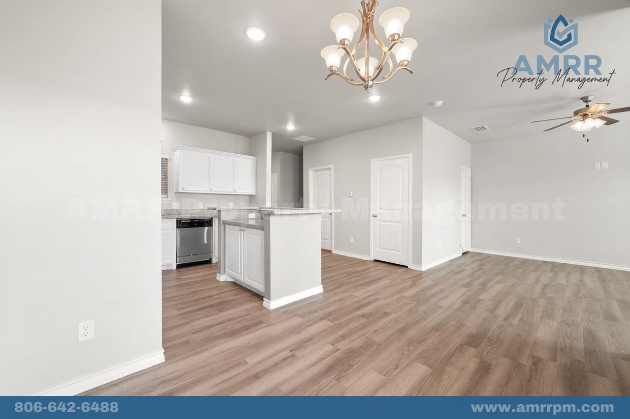 6040 24th St #13 - Photo 4 of 29