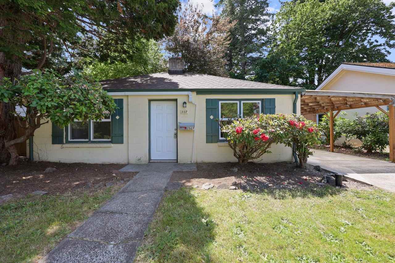 507 Ofarrell Ave Se - Photo 2 of 22