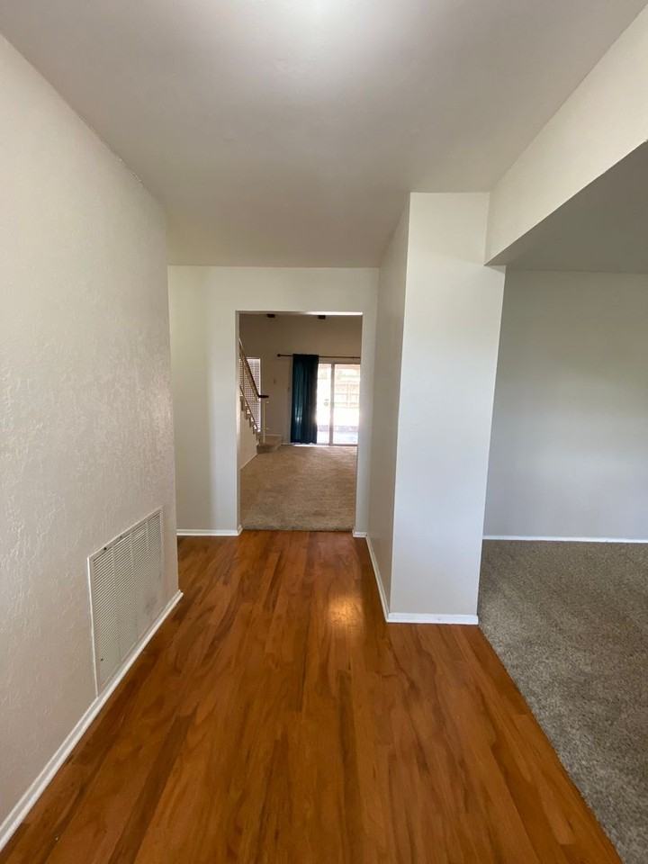 4823 Los Reyes St - Photo 3 of 18