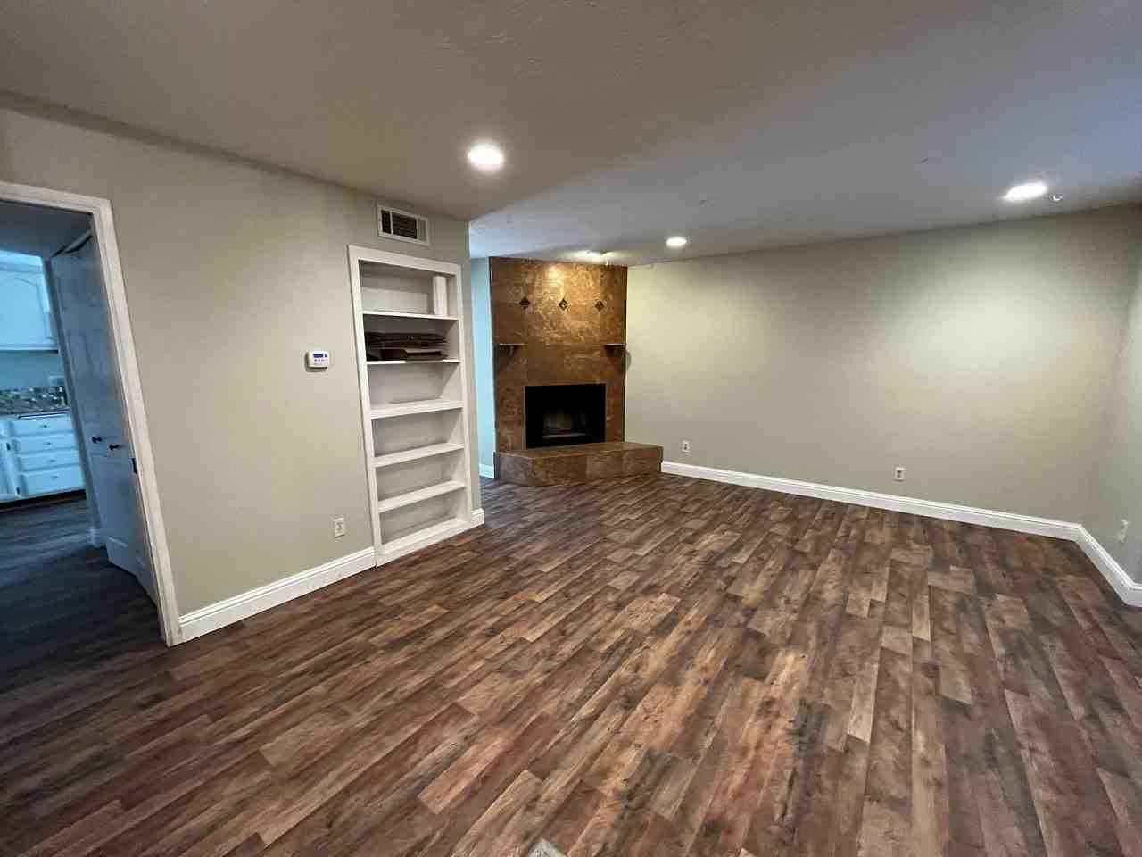 6203 Ackland Ct - Photo 3 of 12