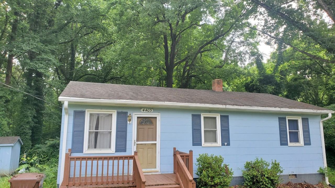 4403 Edgemore Rd - Photo 2 of 30