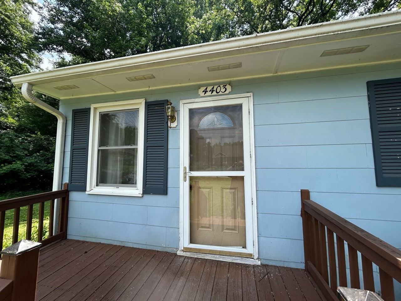 4403 Edgemore Rd - Photo 3 of 30