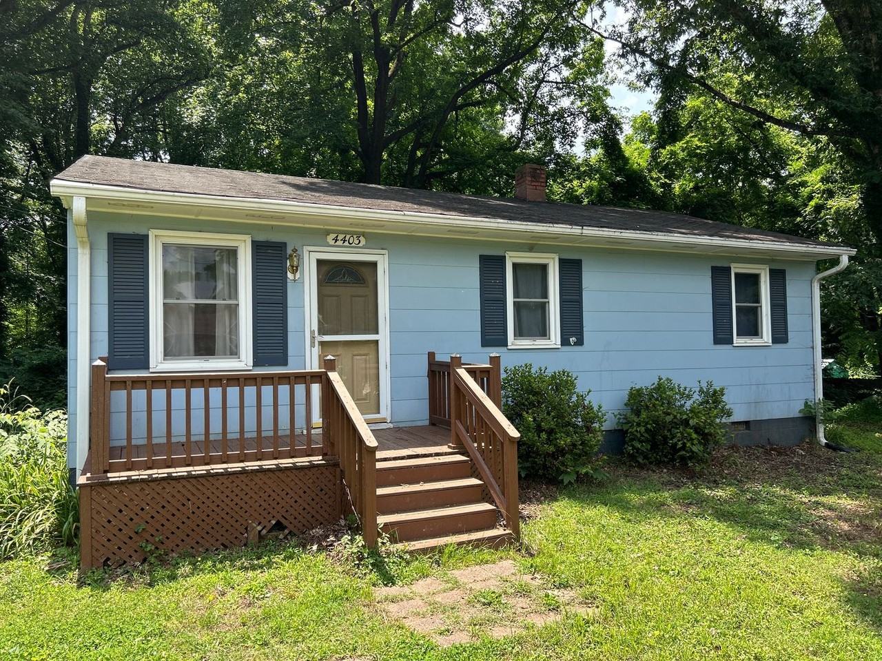 4403 Edgemore Rd - Photo 6 of 30