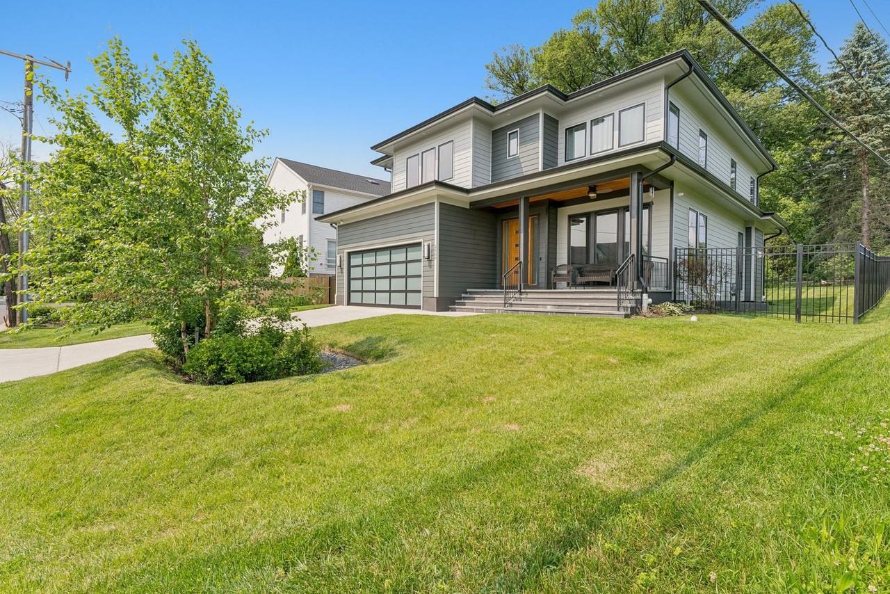 2500 Fowler St - Photo 3 of 50