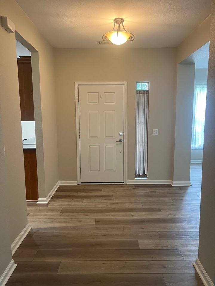 44 Seaford Place - Photo 3 of 36