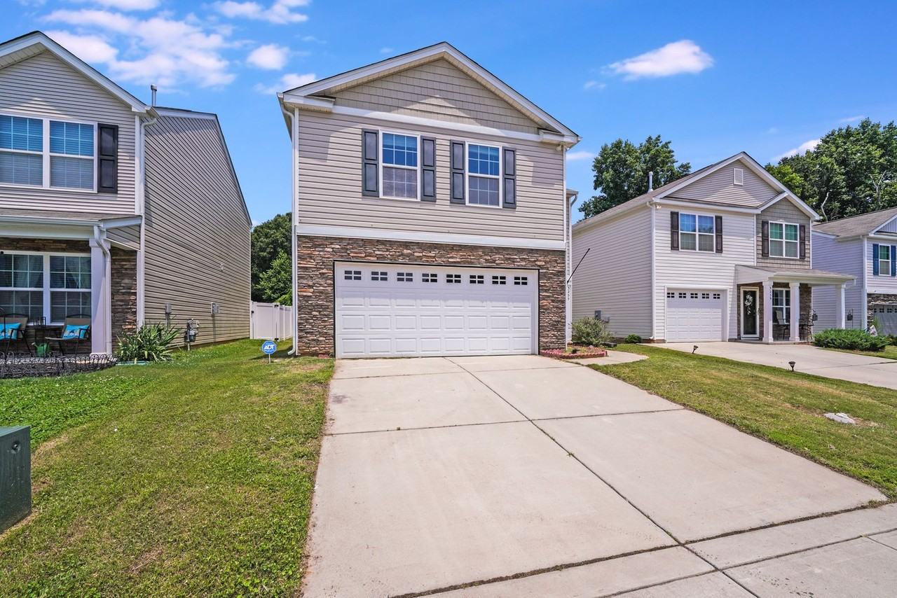 3255 Winesap Dr - Photo 2 of 47