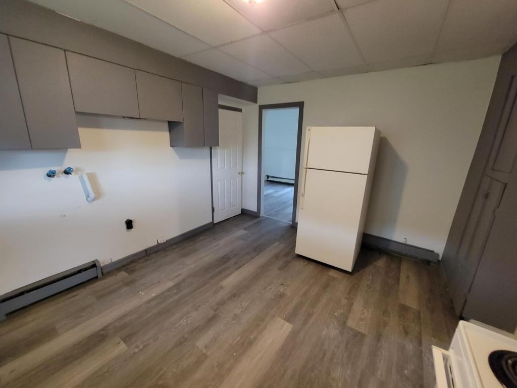 48 Elizabeth St #1st Fl - Photo 3 of 5