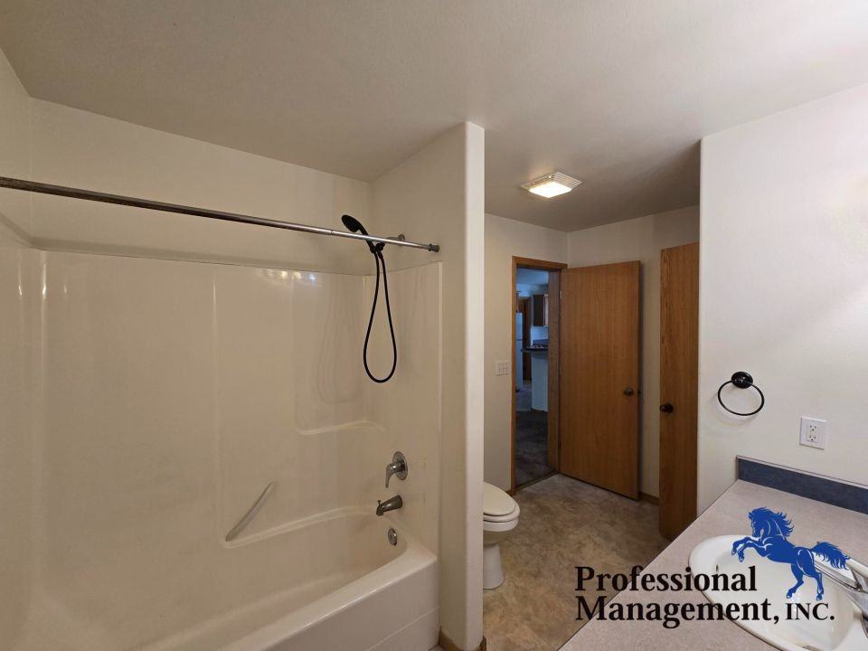 1117 Victory Ave - Photo 6 of 10