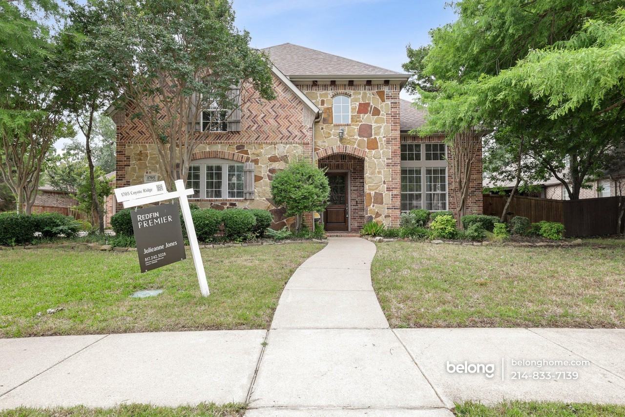 1705 Coyote Rdg - Photo 2 of 17