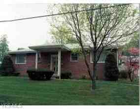 5605 Erie St - Photo 2 of 2