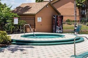 2210 Grand Cayman Ct #1 - Photo 7 of 36