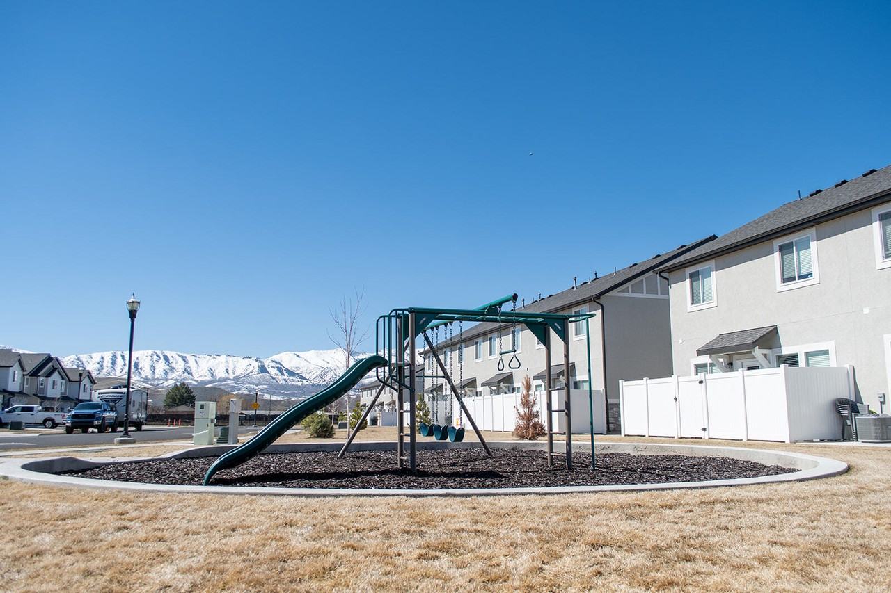 378 Northwest #1 - Photo 2 of 28