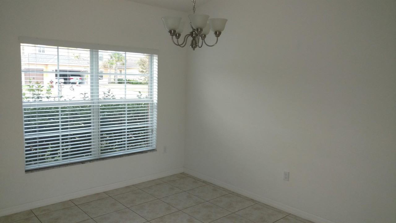 4030 Marina Isle Dr - Photo 4 of 48