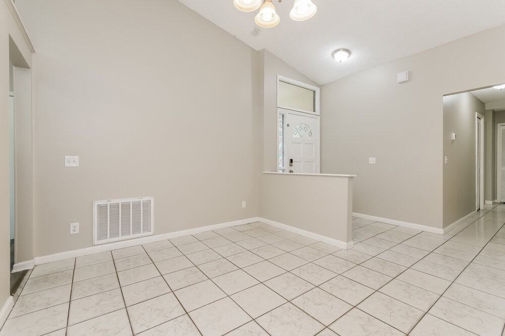 1418 Mona Dr - Photo 7 of 16