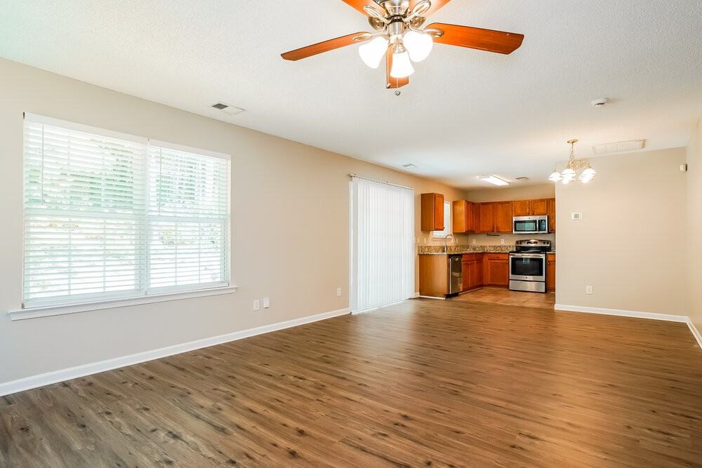 3308 Asgar Ct - Photo 6 of 17