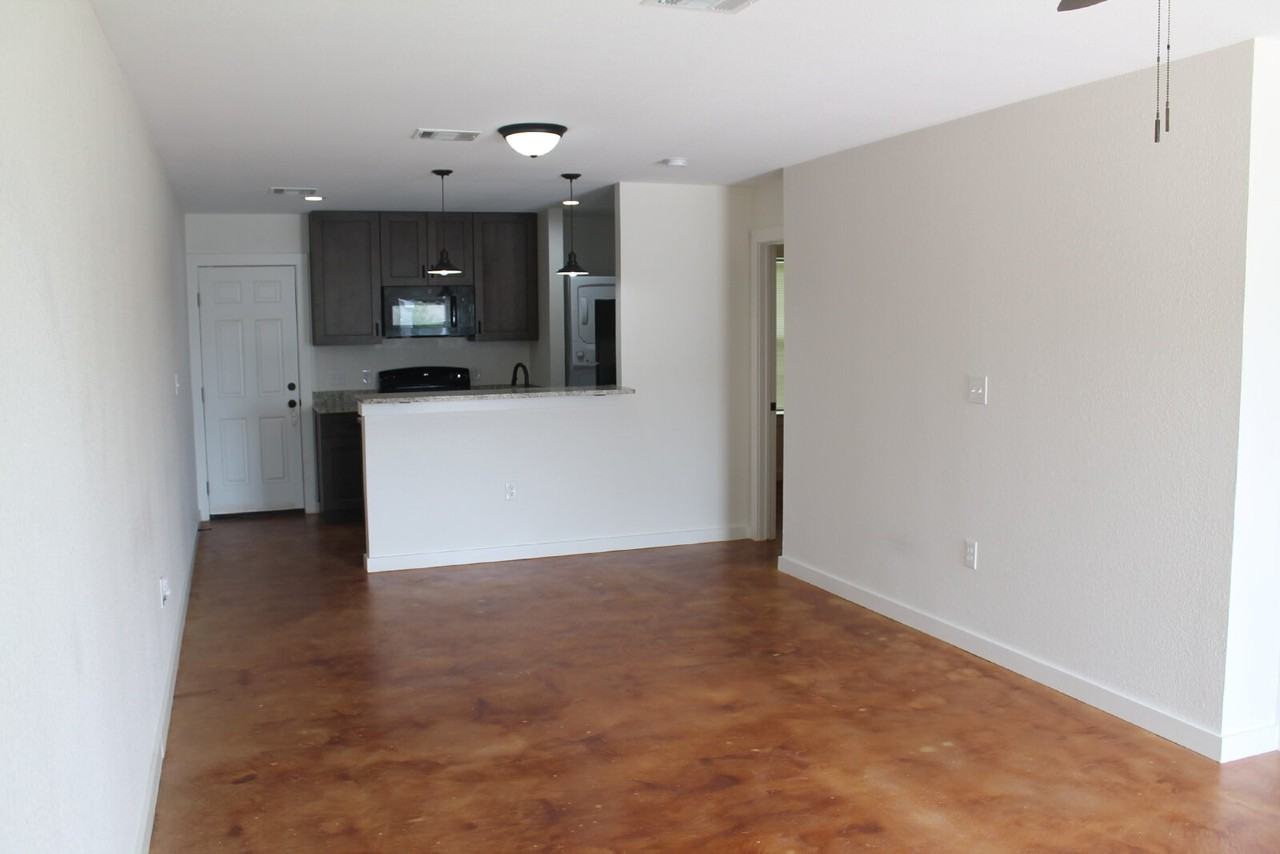 301 East Bowie Street #A - Photo 4 of 17