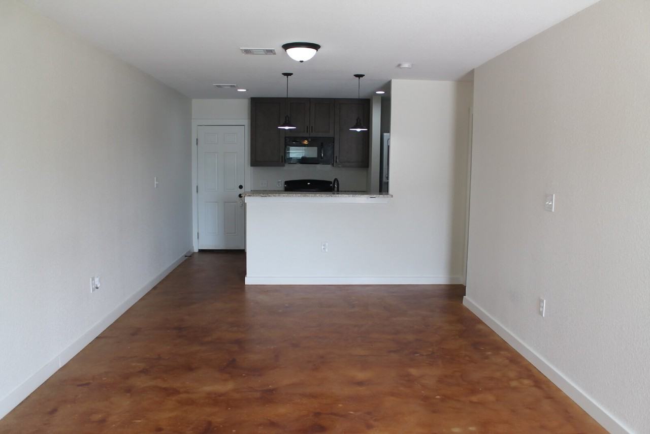 301 East Bowie Street #A - Photo 5 of 17