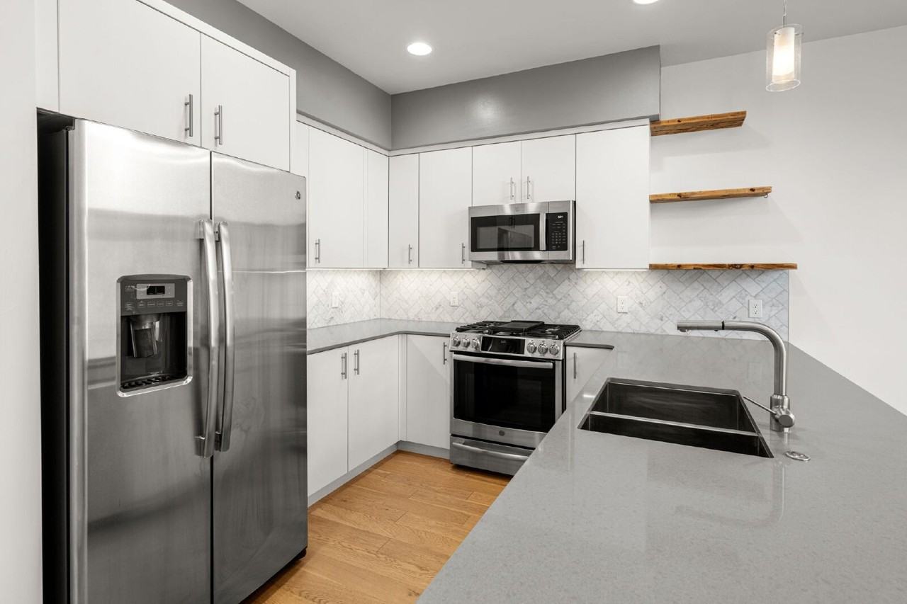 3854 Blondie St - Photo 4 of 26