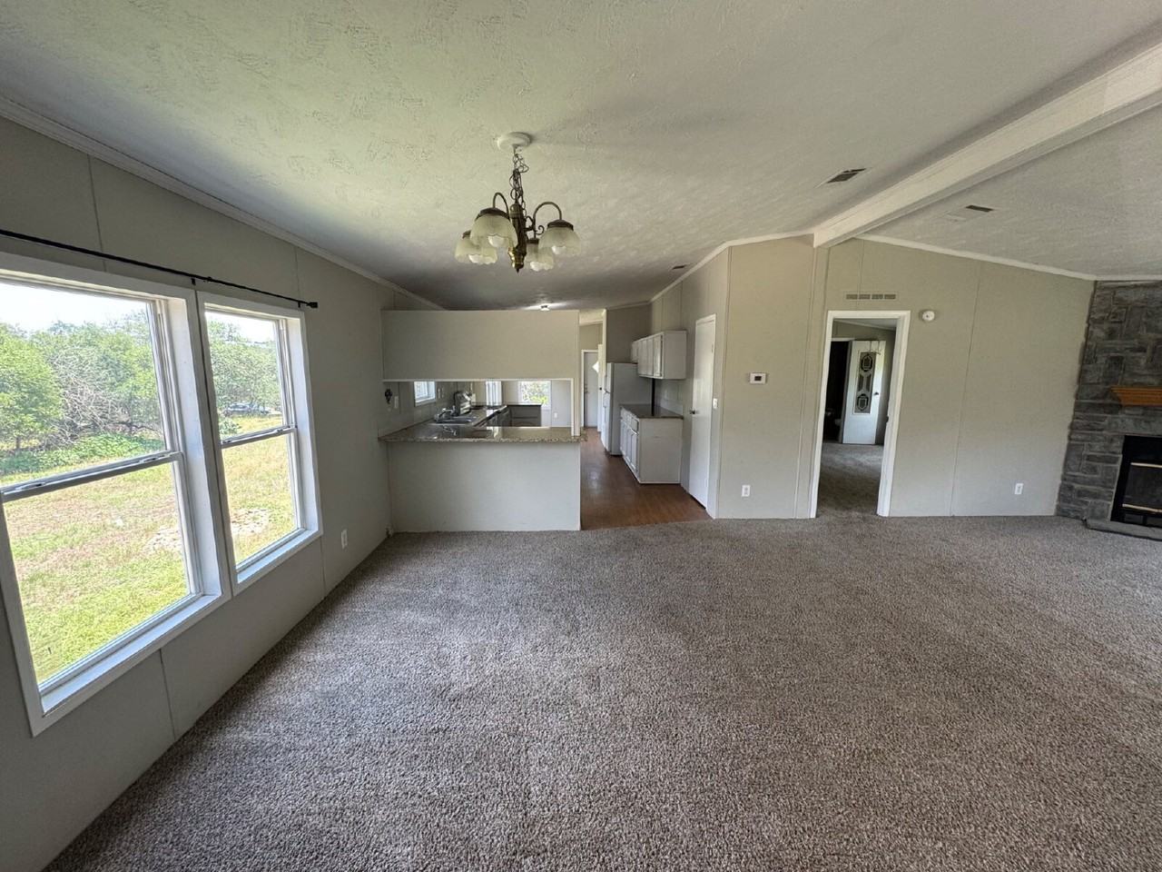 140 Oak Mesa - Photo 3 of 14