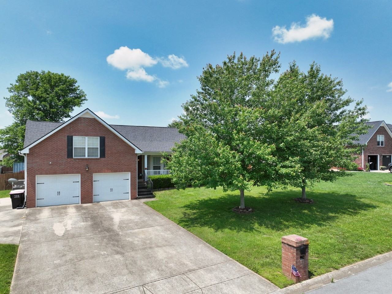 3925 Justene Ct - Photo 6 of 50