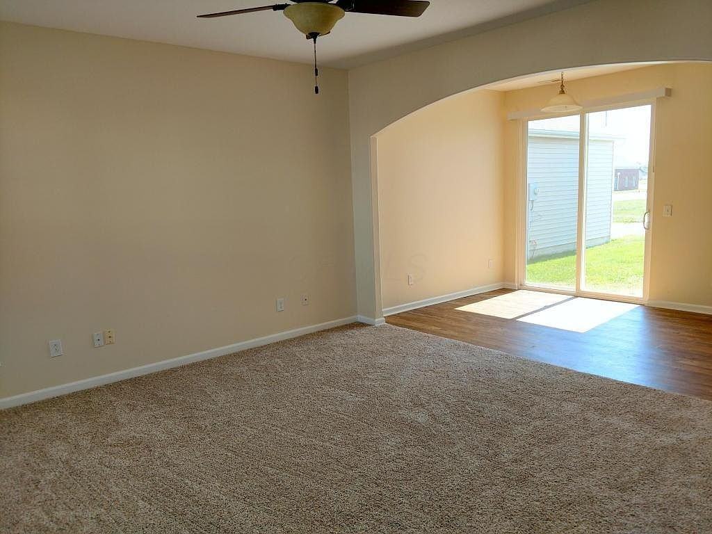 6237 Red Glare Dr - Photo 3 of 14