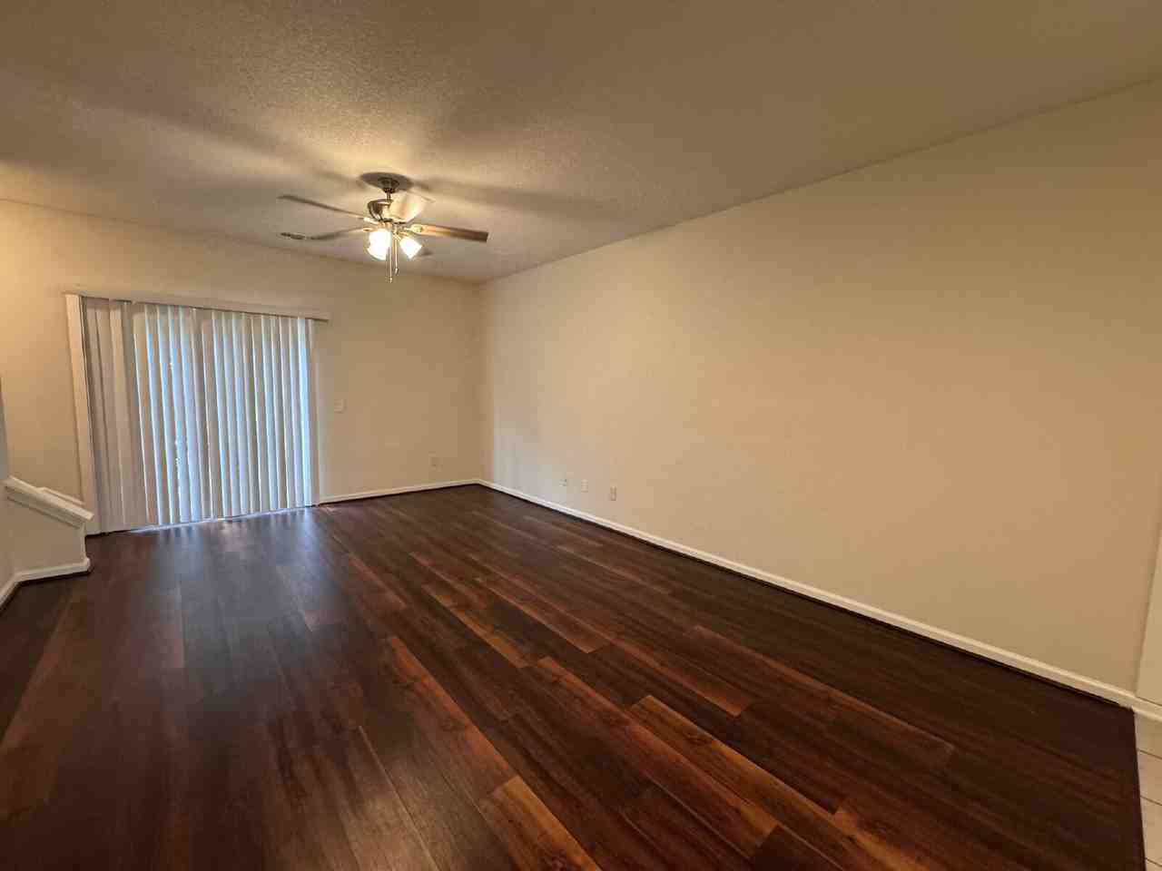 485 Scrub Jay Dr - Photo 5 of 10