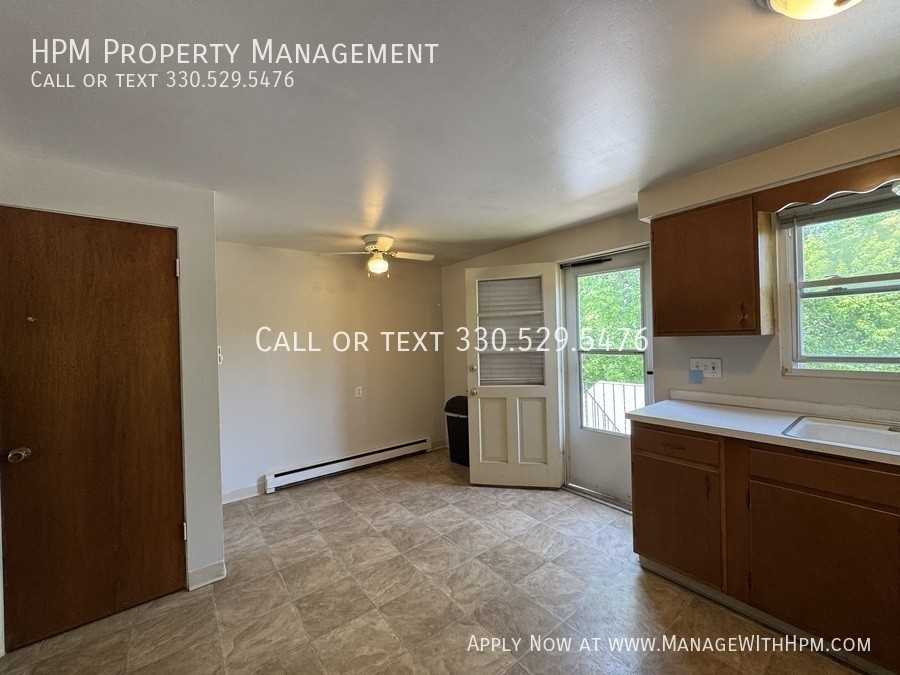 4805 12th St Nw #1 - Photo 5 of 13