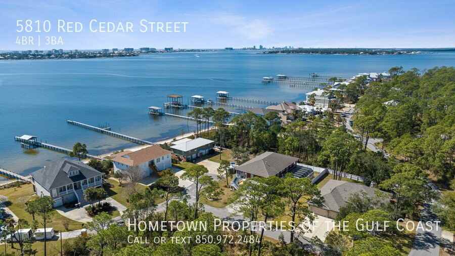 5810 Red Cedar St - Photo 2 of 50