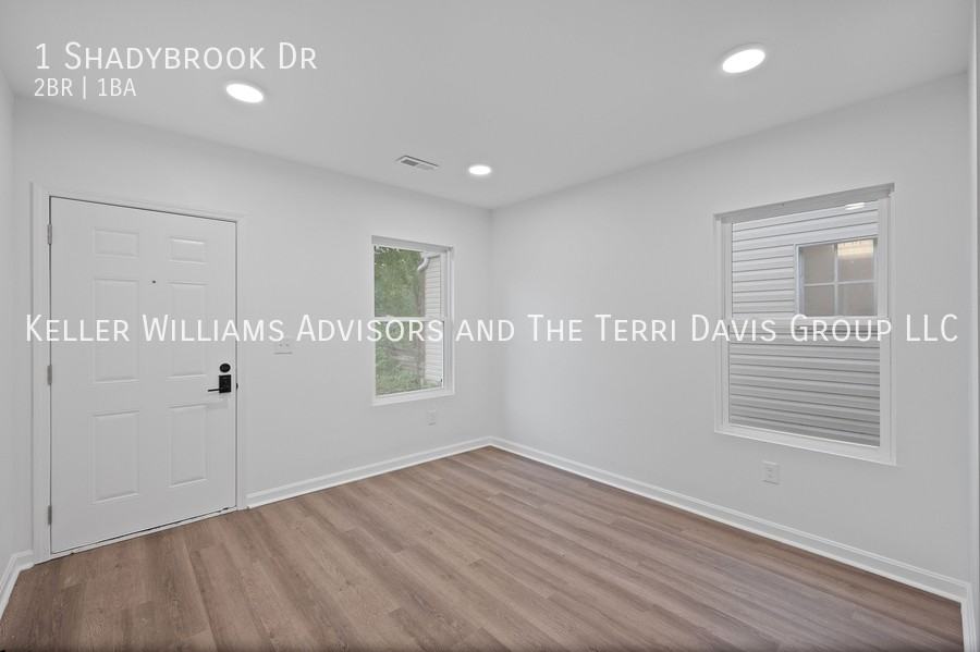 1 Shadybrook Dr - Photo 3 of 23