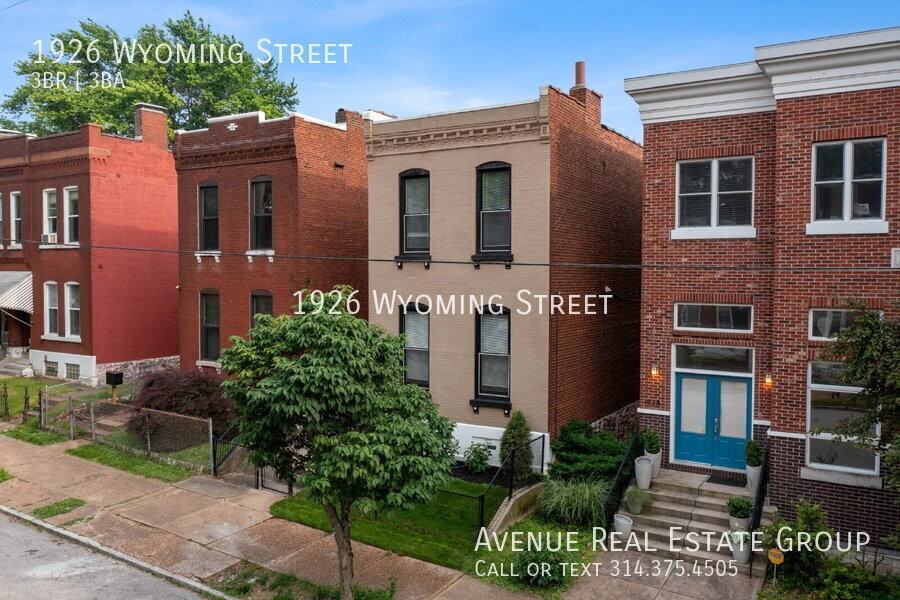 1926 Wyoming St - Photo 3 of 35