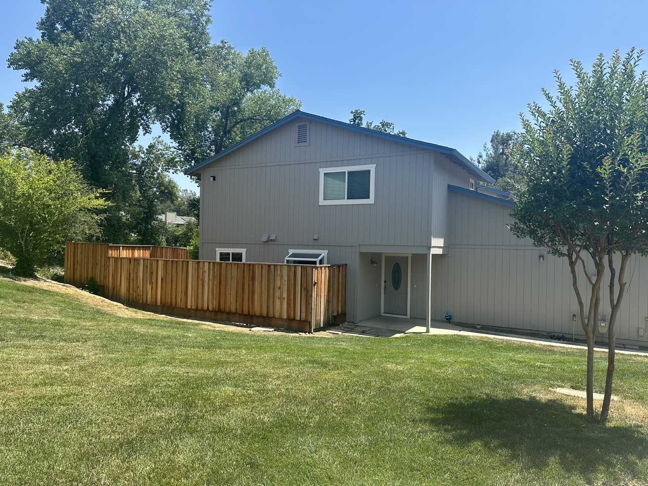 4053 Quarry Ct - Photo 2 of 20