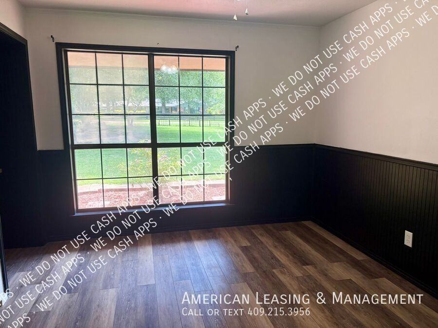 747 Brookwood Dr - Photo 3 of 15