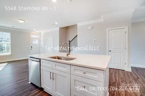 5548 Stafford Rd #1 - Photo 3 of 11