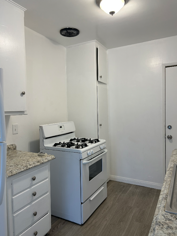 4028 Palmwood Dr #5 - Photo 6 of 22