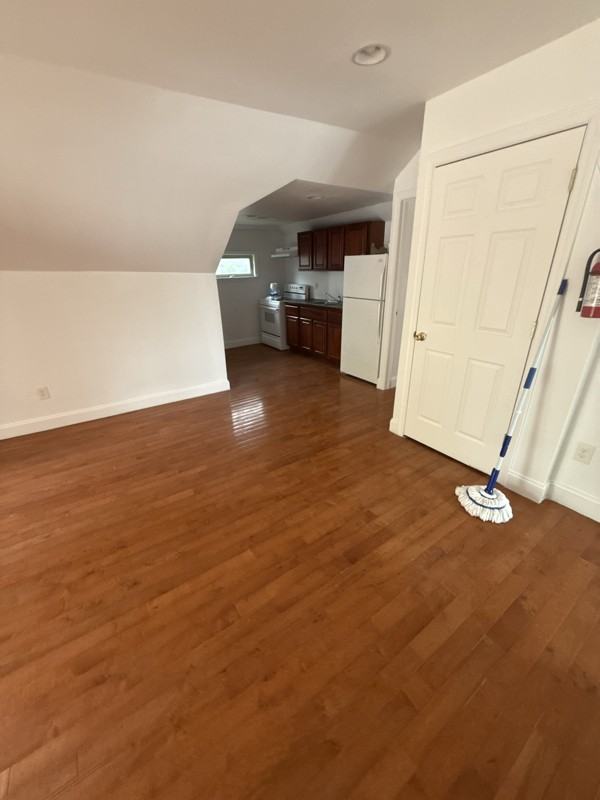 106 W Camden Ave #3 - Photo 2 of 9