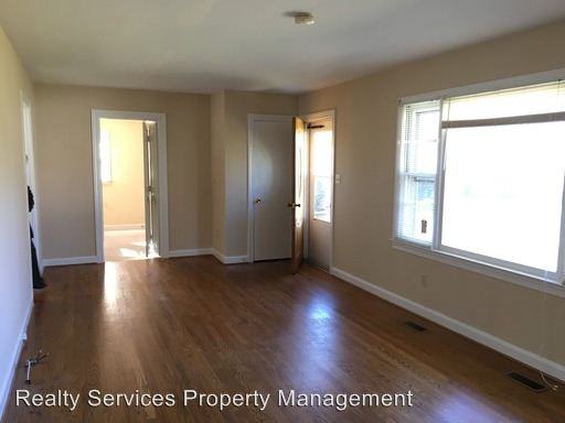 1801 Sunset Dr - Photo 2 of 6