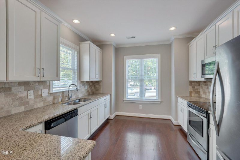 300 Mariah Towns Way - Photo 2 of 21