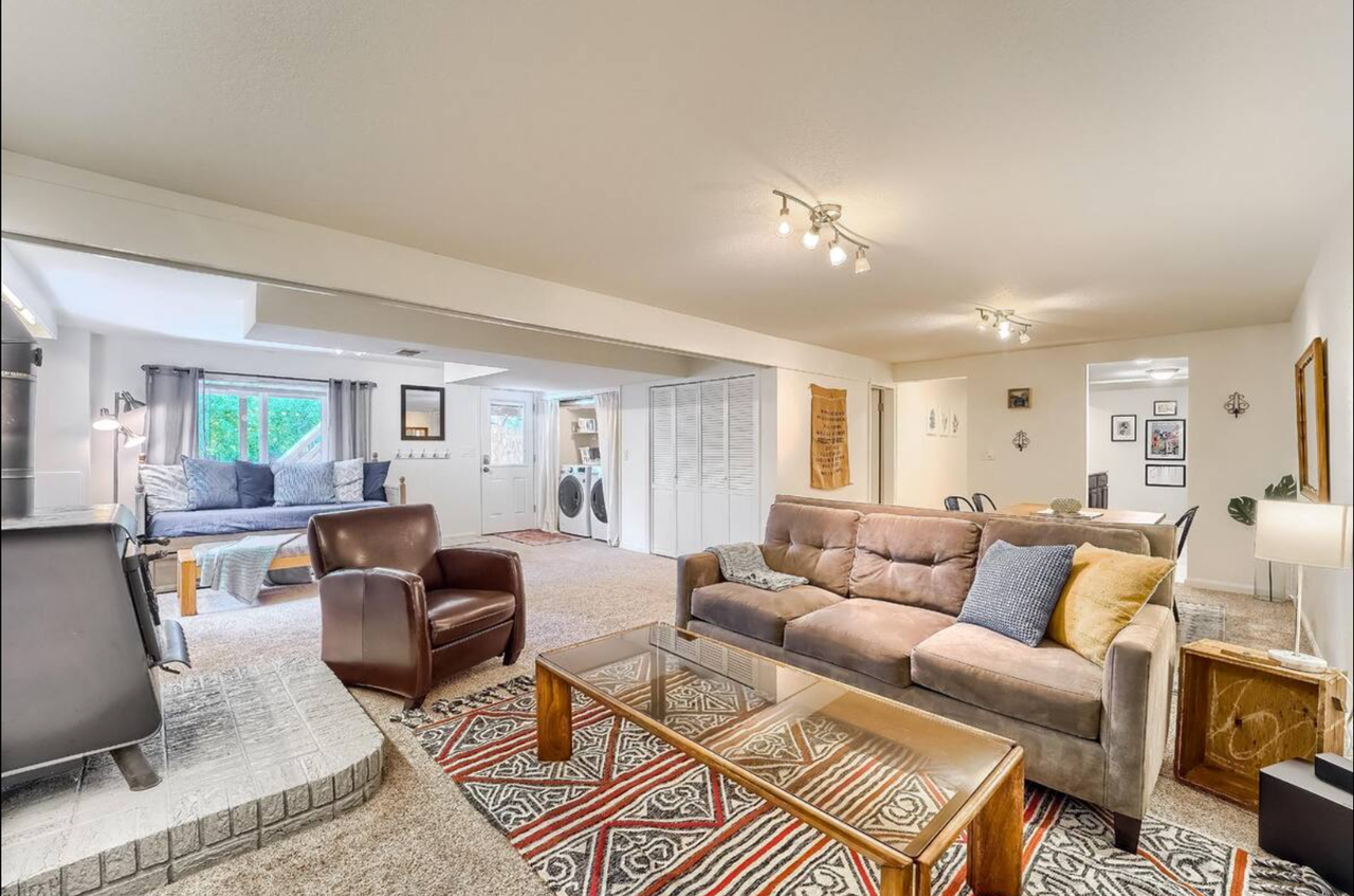 6535 Dover St #B - Photo 4 of 32