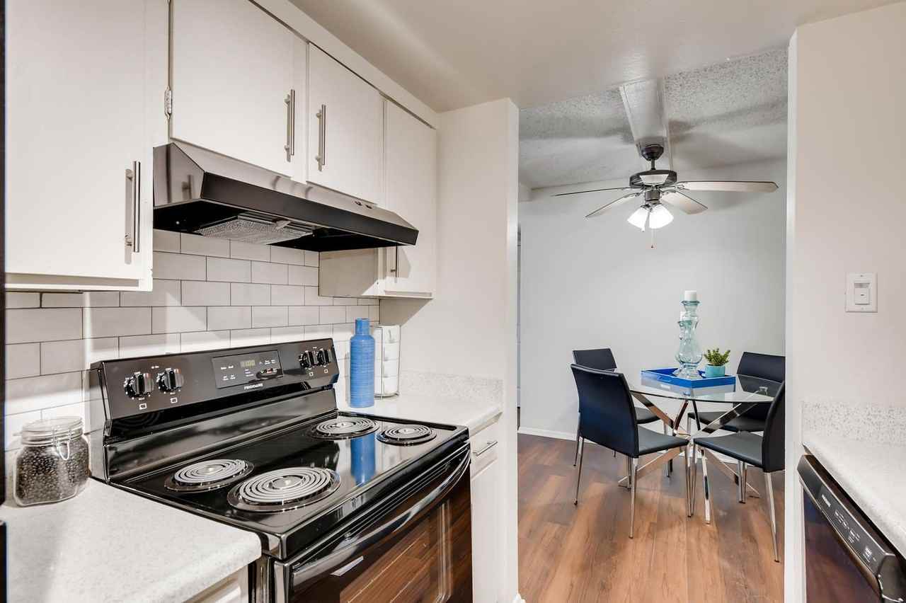 The Ventana at Colorado Station - Photo 2 of 33