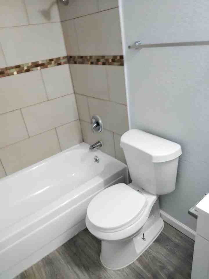 8127 Stonehurst Street - Photo 3 of 50