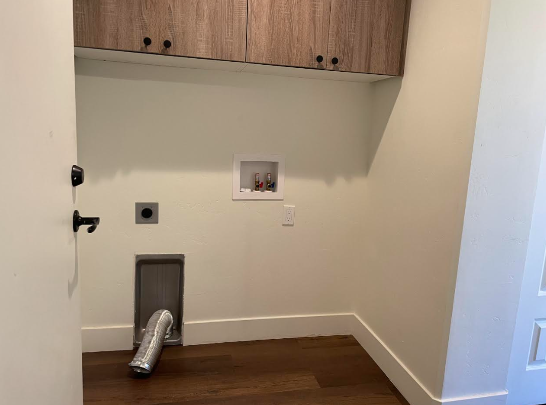 454 Park Avenue - Unit A - Photo 4 of 11