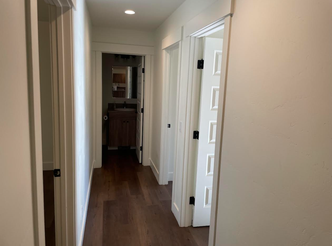 454 Park Avenue - Unit A - Photo 7 of 11